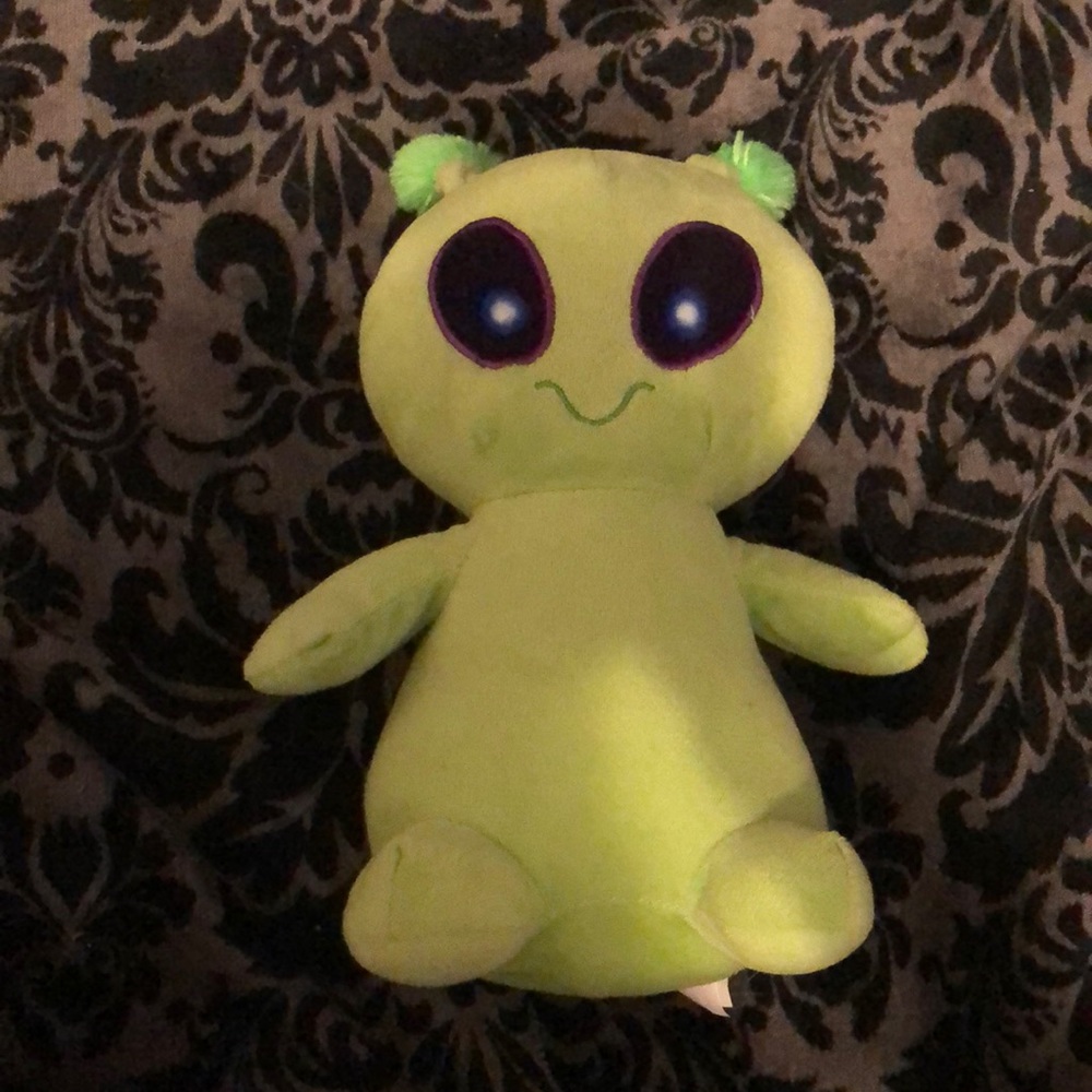 alien stuffed animal